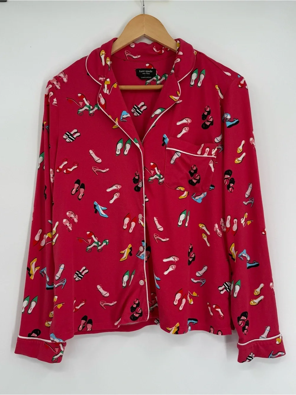Kate Spade Women's 2 Piece Pajama Set Size Small Pink Shoe Print Button Up